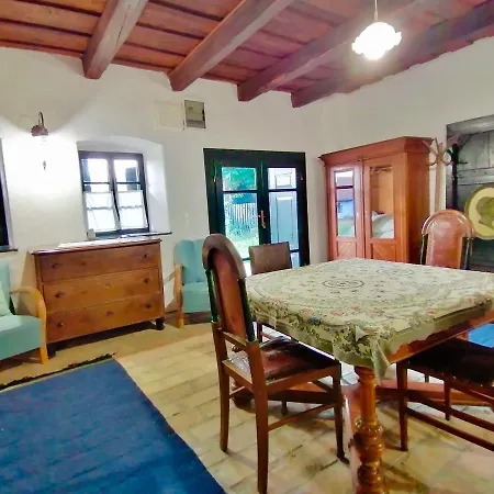 Lelle Vineyard Cottages דירה