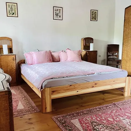 Lelle Vineyard Cottages דירה