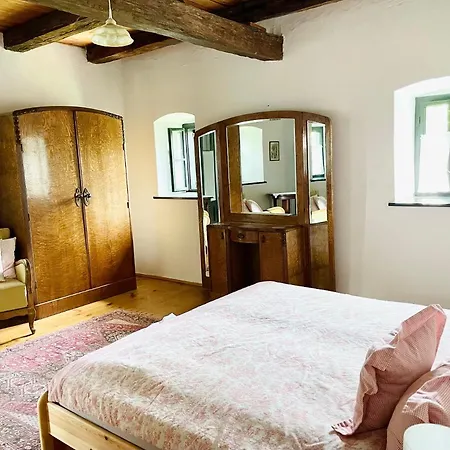 דירה Lelle Vineyard Cottages בלטונללה