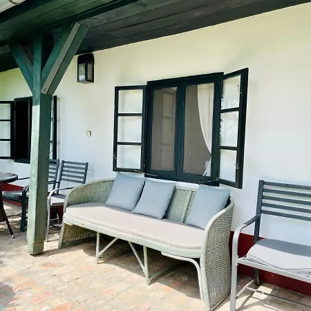 דירה Lelle Vineyard Cottages
